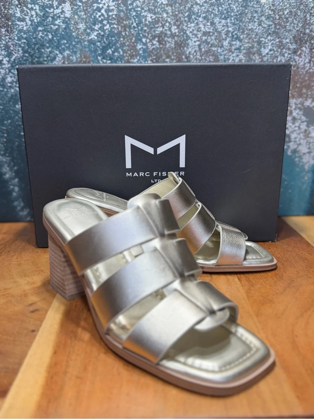Marc Fisher Metallic Y2K Inspired Louisa Leather Mule Heels Silver Size 7 NIB